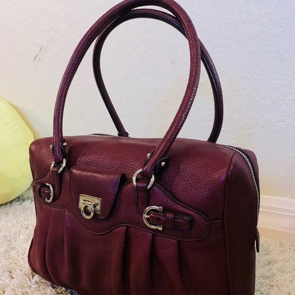 Salvatore Ferragamo Shoulder Bag Purse Maroon Luxury - Picture 4 of 12